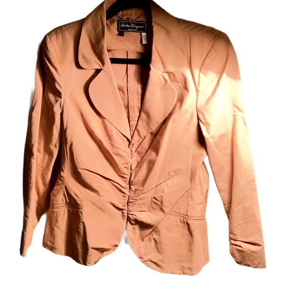 Authentic Vintage Salvatore Ferragamo Stretch Peach Blazer with Notched Lapel 46 - Picture 1 of 3